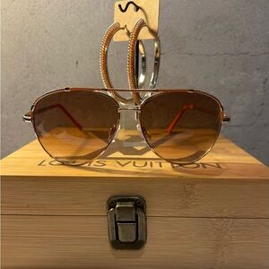 Brown Aviator Sunglasses with Hoop Earrings